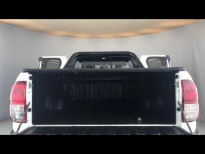 Toyota Hilux 2.8GD-6 Xtra cab 4x4 Legend 50 - Image 13