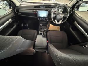 Toyota Hilux 2.4GD-6 double cab 4x4 Raider auto - Image 6