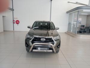 Toyota Hilux 2.8GD-6 double cab 4x4 Raider auto - Image 4