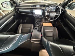 Toyota Hilux 2.8GD-6 Xtra cab Legend auto - Image 6
