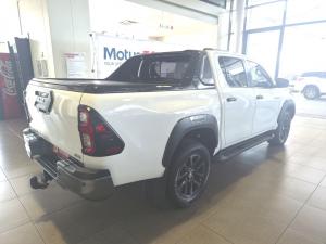 Toyota Hilux 2.8GD-6 double cab 4x4 Legend RS manual - Image 2