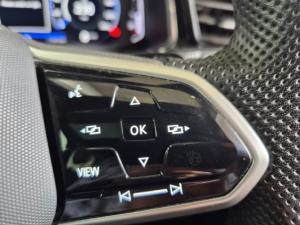 Volkswagen T-Roc 2.0TSI 4Motion R-Line - Image 15