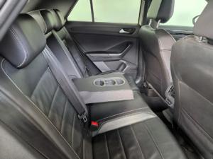 Volkswagen T-Roc 2.0TSI 4Motion R-Line - Image 8
