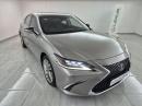 Thumbnail Lexus ES 300h SE