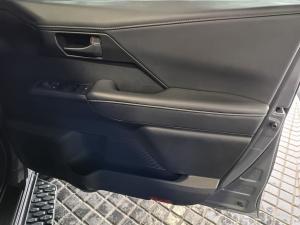 Toyota Hilux 2.8GD-6 double cab Raider 4x4 - Image 12
