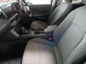 Toyota Hilux 2.8GD-6 double cab Raider 4x4 - Image 14