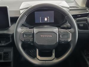 Toyota Hilux 2.8GD-6 double cab Raider 4x4 - Image 18