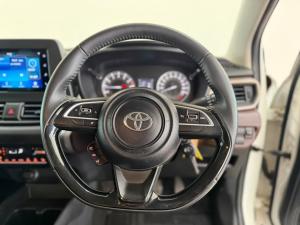 Toyota Starlet Cross 1.5 XS manual - Image 8