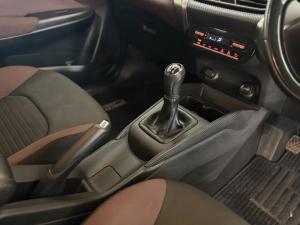 Toyota Starlet Cross 1.5 XS manual - Image 12