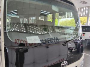 Toyota Coaster 2.8D GL automatic 23 Seater B/S - Image 11