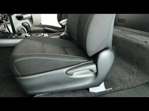 Toyota Hilux 2.4GD-6 Xtra cab Raider auto - Image 12