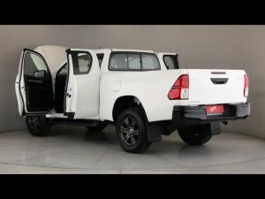 Toyota Hilux 2.4GD-6 Xtra cab Raider auto - Image 25