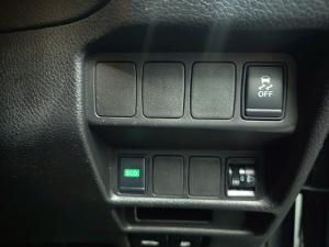 Nissan X-Trail 2.5 4x4 Tekna - Image 19