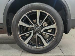 Nissan X-Trail 2.5 4x4 Tekna - Image 21