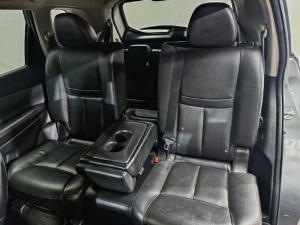Nissan X-Trail 2.5 4x4 Tekna - Image 9