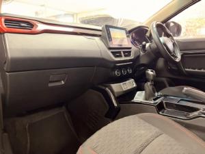 Renault Kiger 1.0 Turbo Intens manual - Image 10
