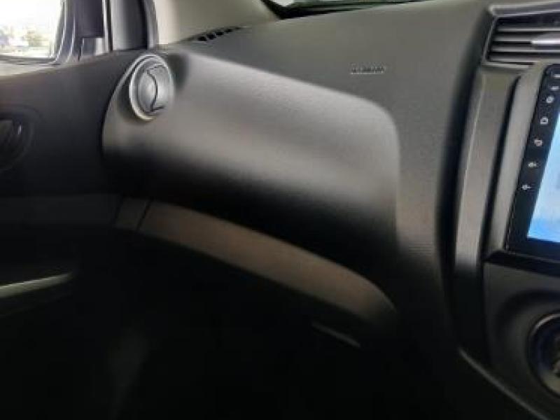 Nissan Navara Navara 2.5DDTi single cab XE