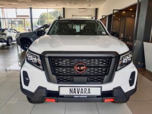 Nissan Navara 2.5DDTi double cab Pro-4X 4x4 Warrior - Image 2