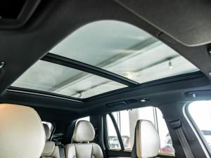 Volvo XC90 T8 Plug-In Hybrid AWD Ultra Dark - Image 14
