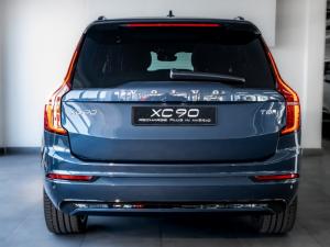 Volvo XC90 T8 Plug-In Hybrid AWD Ultra Dark - Image 4
