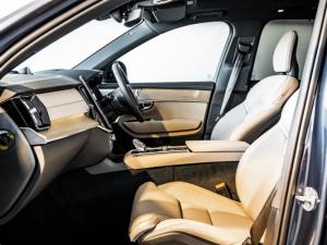 Volvo XC90 T8 Plug-In Hybrid AWD Ultra Dark - Image 6