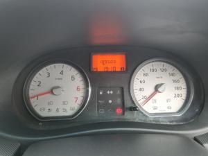 Nissan NP200 1.6i safety pack (aircon) - Image 9