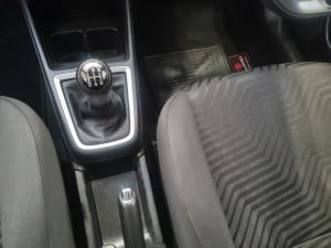 Suzuki Swift 1.2 GL manual - Image 11