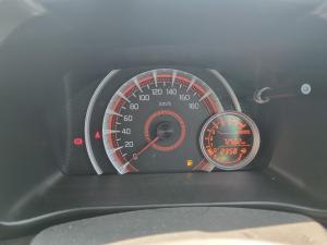 Toyota Vitz 1.0 XR manual - Image 9