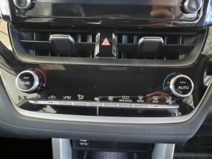 Toyota Corolla Cross 1.8 Hybrid XR - Image 14