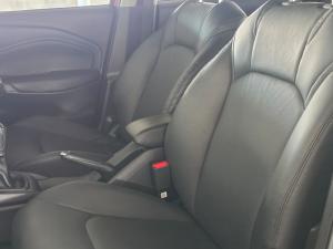 Suzuki Baleno 1.5 GL manual - Image 17