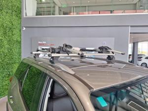 Toyota Fortuner 4.0 V6 4x4 - Image 10