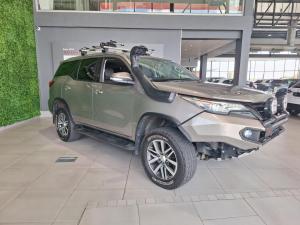 Toyota Fortuner 4.0 V6 4x4 - Image 1