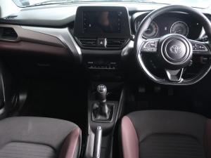 Toyota Starlet Cross 1.5 XS manual - Image 9