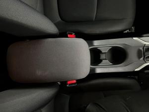Toyota Corolla Cross 1.8 Xi - Image 11