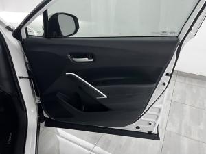 Toyota Corolla Cross 1.8 Xi - Image 20