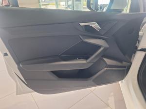 Audi A3 sedan 35TFSI - Image 14