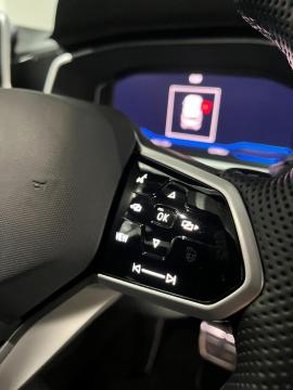 Image Volkswagen T-Roc 2.0TSI 4Motion R-Line
