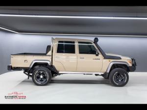 Toyota Land Cruiser 79 4.5D-4D V8 double cab LX - Image 3