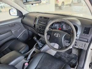Toyota Hilux 2.5D-4D S - Image 7