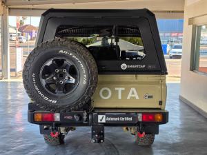 Toyota Land Cruiser 79 2.8GD-6 double cab auto - Image 5