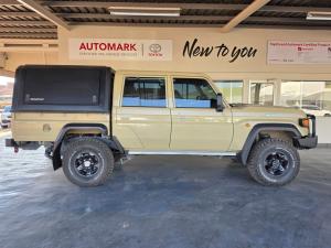 Toyota Land Cruiser 79 2.8GD-6 double cab auto - Image 3