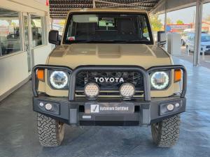 Toyota Land Cruiser 79 2.8GD-6 double cab auto - Image 4