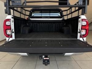 Toyota Hilux 2.8GD-6 double cab Raider auto - Image 20
