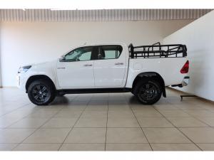 Toyota Hilux 2.8GD-6 double cab Raider auto - Image 25