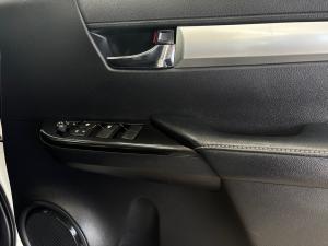 Toyota Hilux 2.8GD-6 double cab Raider auto - Image 27