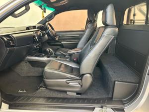 Toyota Hilux 2.8GD-6 Xtra cab 4x4 Raider auto - Image 7