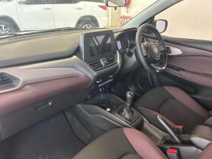 Toyota Starlet Cross 1.5 XS manual - Image 7