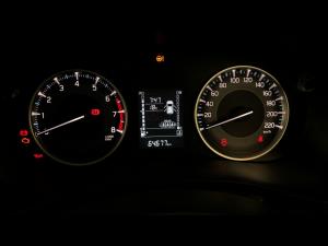 Toyota Starlet Cross 1.5 XS manual - Image 9