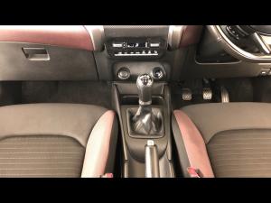 Toyota Starlet Cross 1.5 XS manual - Image 15