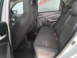Toyota Vitz 1.0 XR auto - Image 15